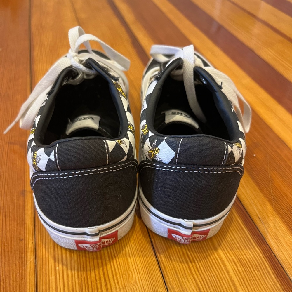 Vans sneakers